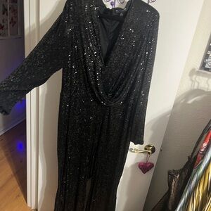 😻 24 Plus Eloquii Black Sparkly Sequin Pantsuit